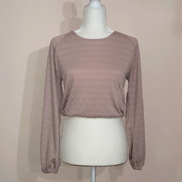 Sincerely Jules Blush Cropped Open Back Top - Picture 1 of 7